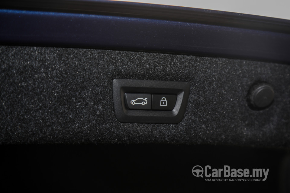 BMW 5 Series G30 LCI (2021) Interior