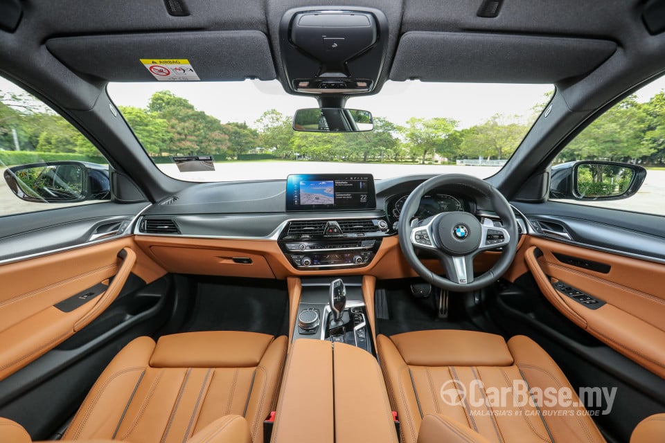 BMW 5 Series G30 LCI (2021) Interior