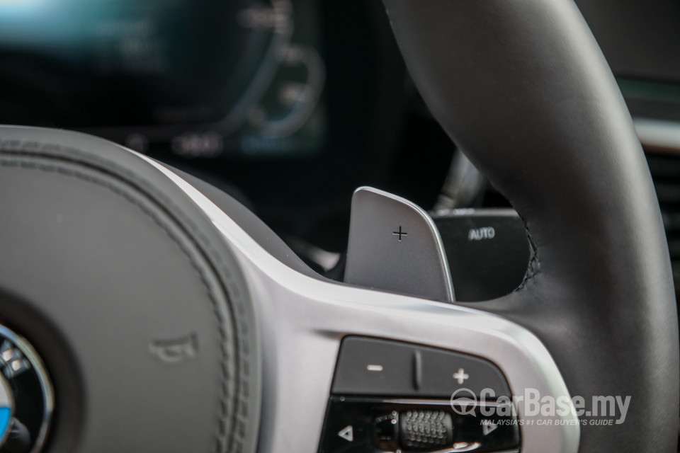 BMW 5 Series G30 LCI (2021) Interior