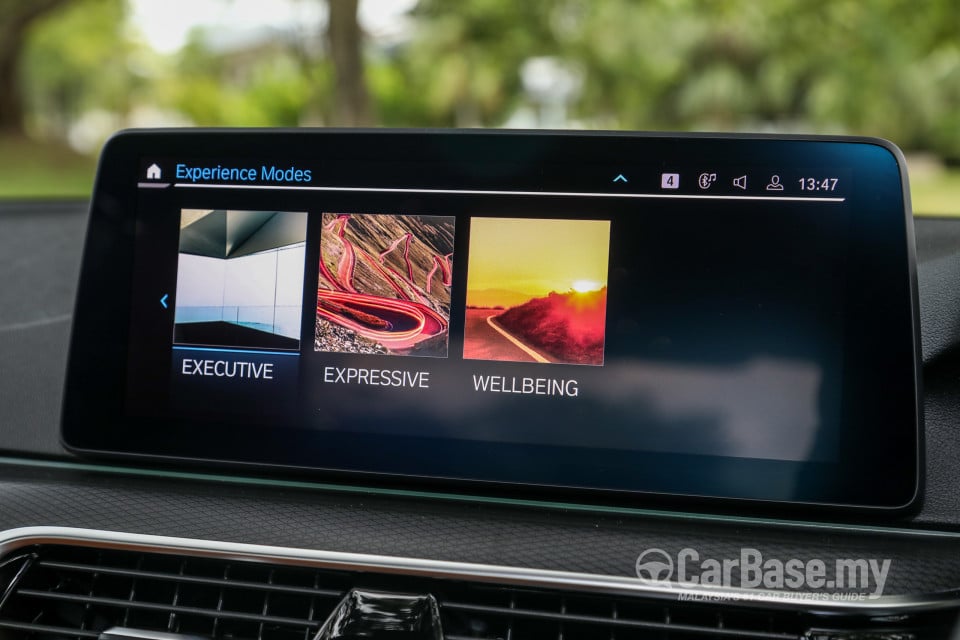 BMW 5 Series G30 LCI (2021) Interior
