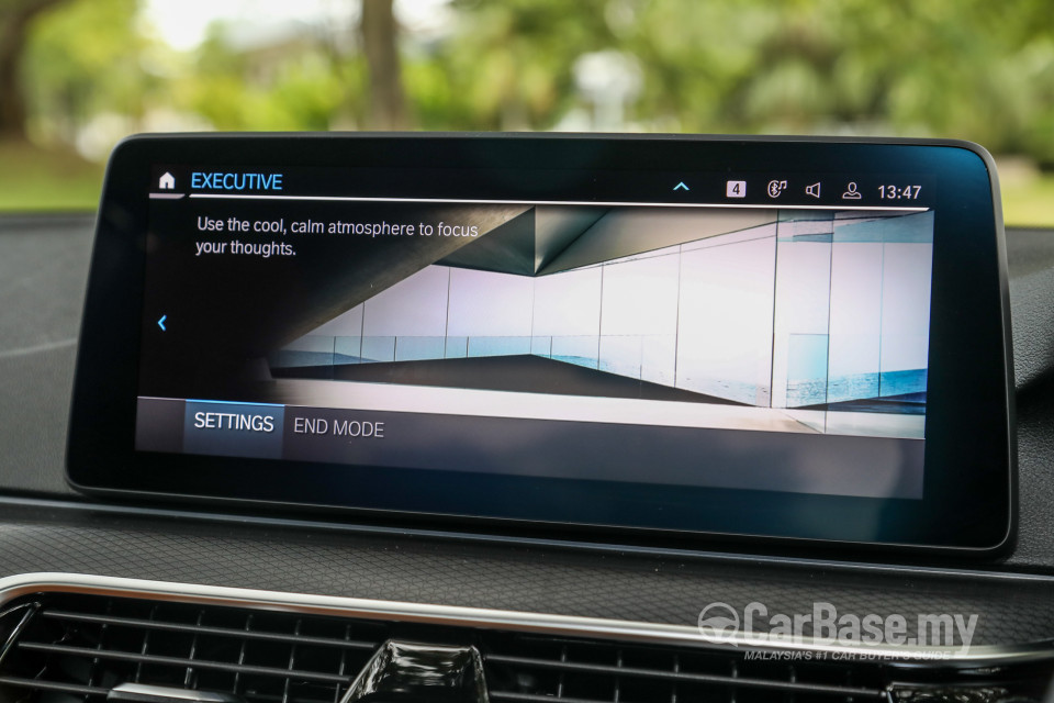 BMW 5 Series G30 LCI (2021) Interior