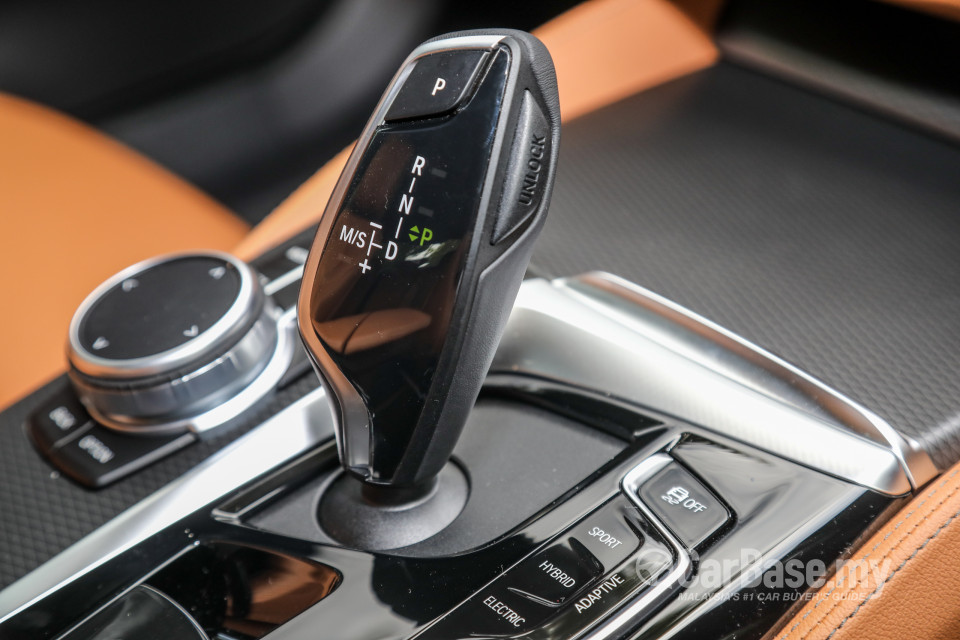 BMW 5 Series G30 LCI (2021) Interior