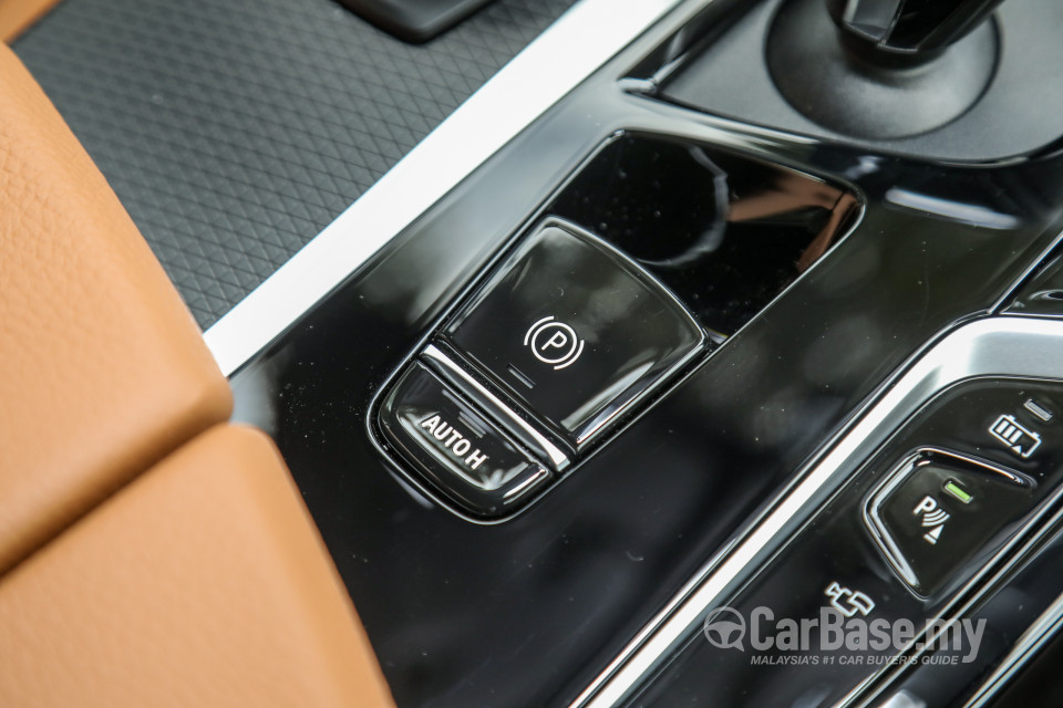 BMW 5 Series G30 LCI (2021) Interior