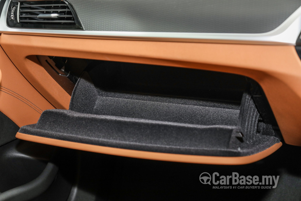 BMW 5 Series G30 LCI (2021) Interior