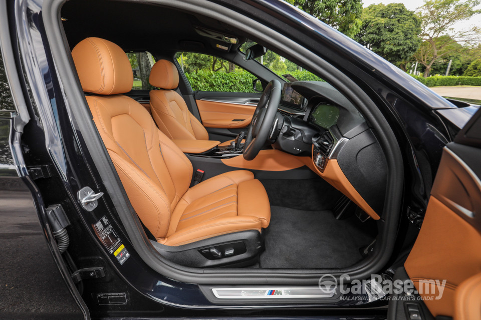 BMW 5 Series G30 LCI (2021) Interior