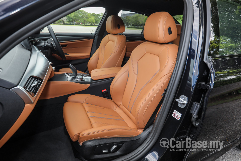 BMW 5 Series G30 LCI (2021) Interior