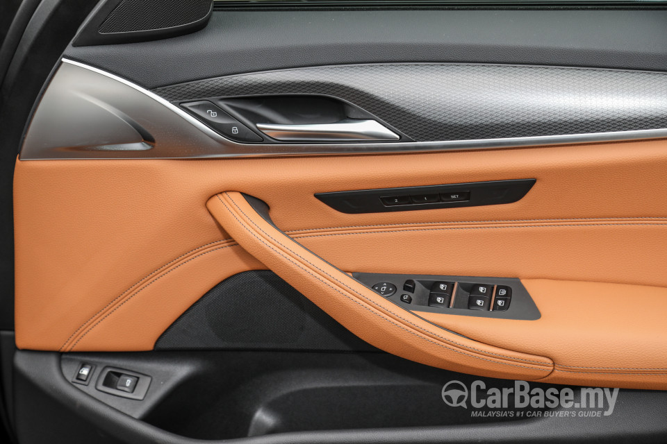 BMW 5 Series G30 LCI (2021) Interior