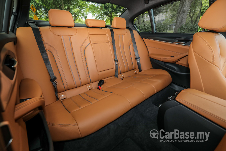 BMW 5 Series G30 LCI (2021) Interior