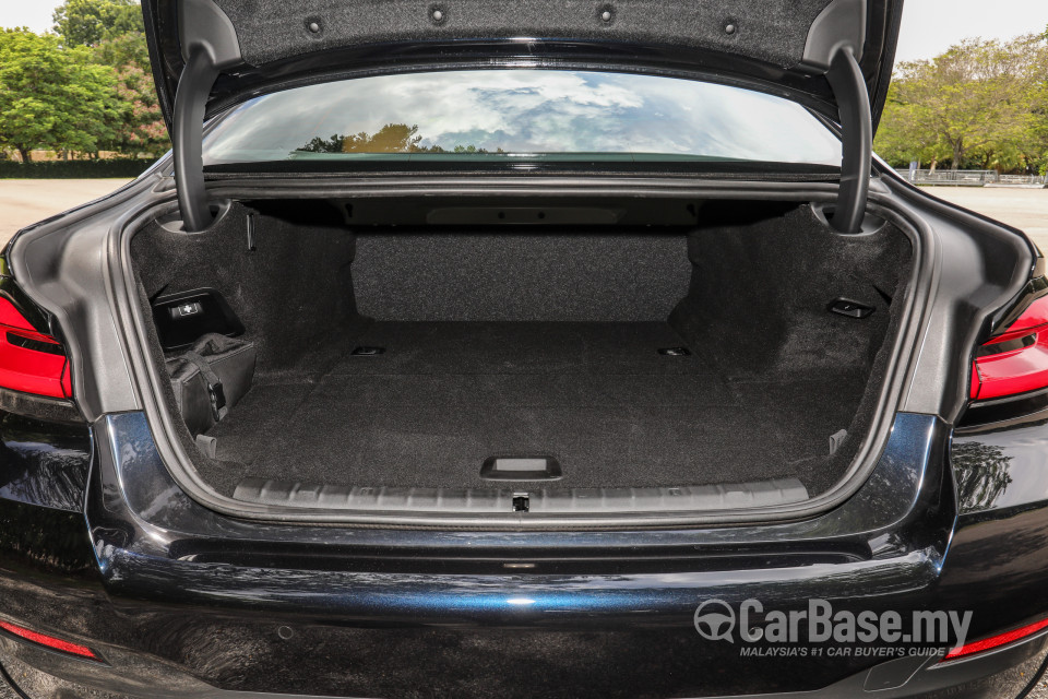 BMW 5 Series G30 LCI (2021) Interior