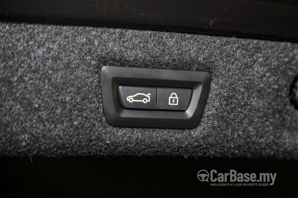 BMW 5 Series G30 LCI (2021) Interior