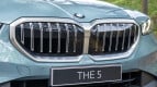 BMW 5 Series Exterior photo