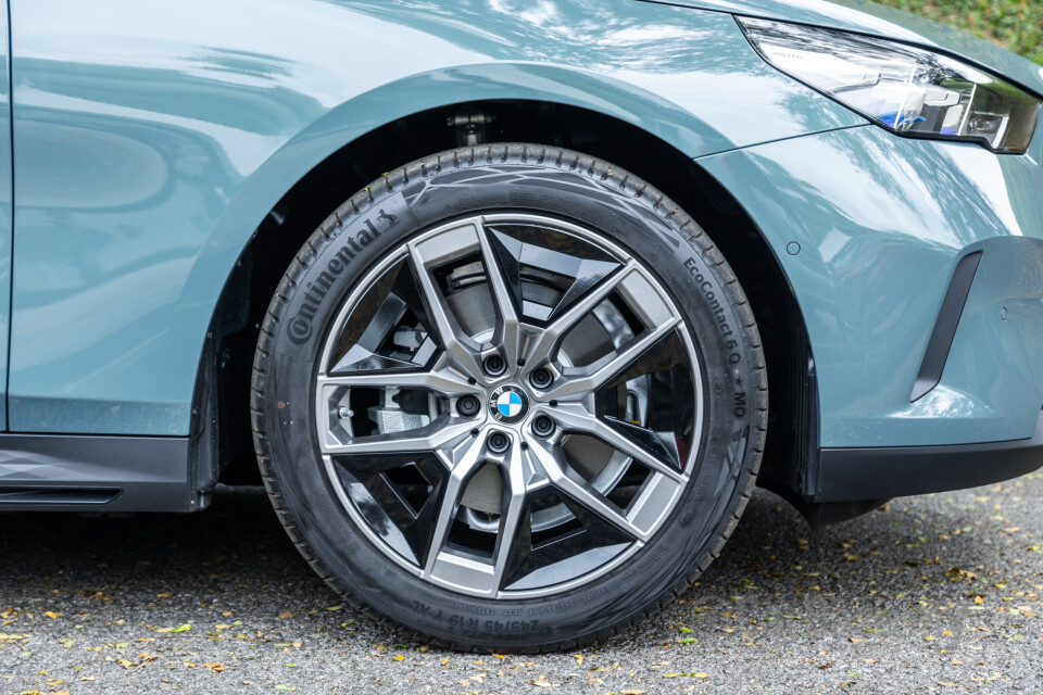 BMW 5 Series G60 (2024) Exterior