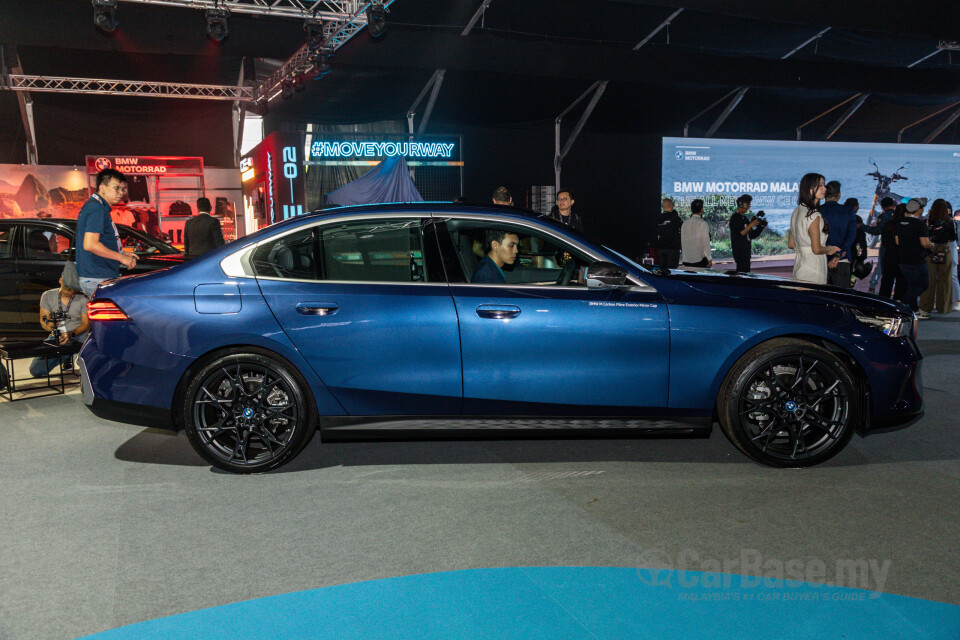 BMW 5 Series G60 (2024) Exterior