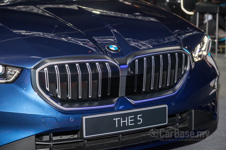 BMW 5 Series G60 (2024) Exterior