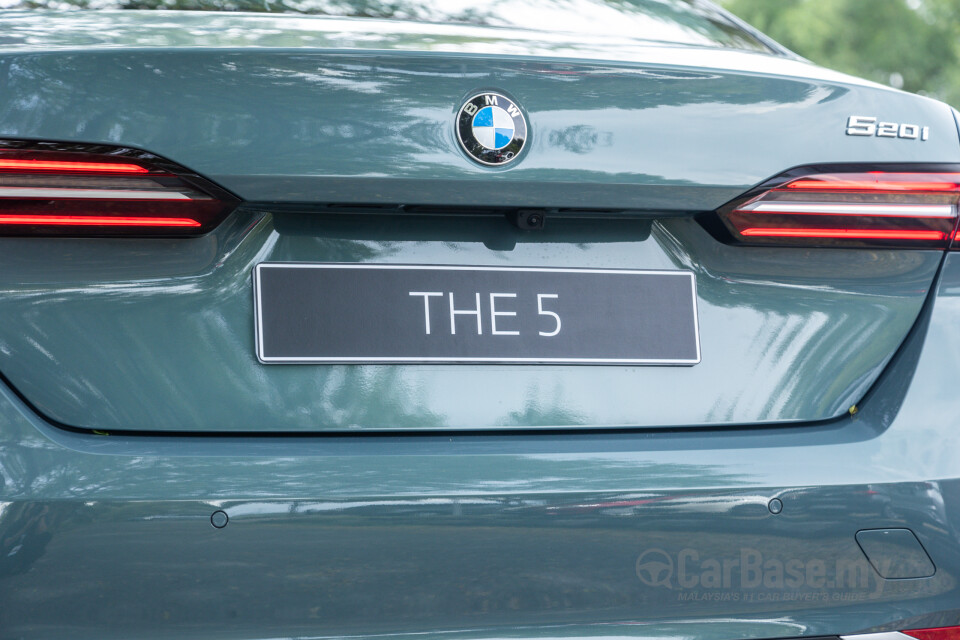 BMW 5 Series G60 (2024) Exterior
