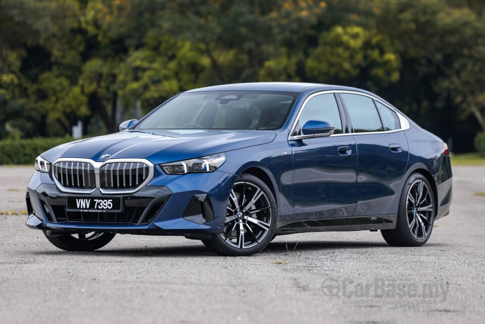 BMW 5 Series G60 (2024) Exterior