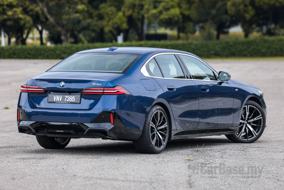 BMW 5 Series G60 (2024) Exterior