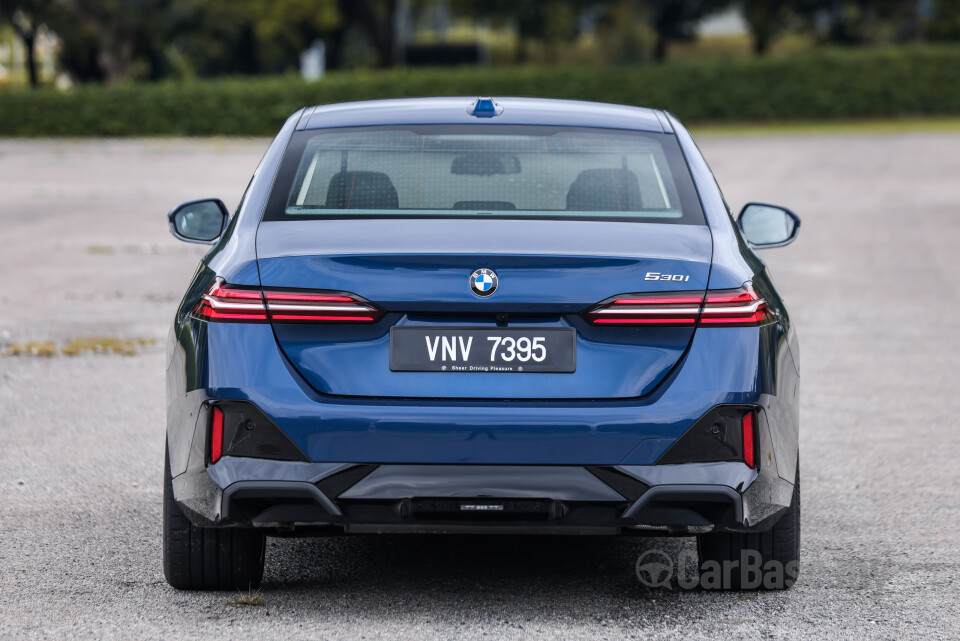 BMW 5 Series G60 (2024) Exterior