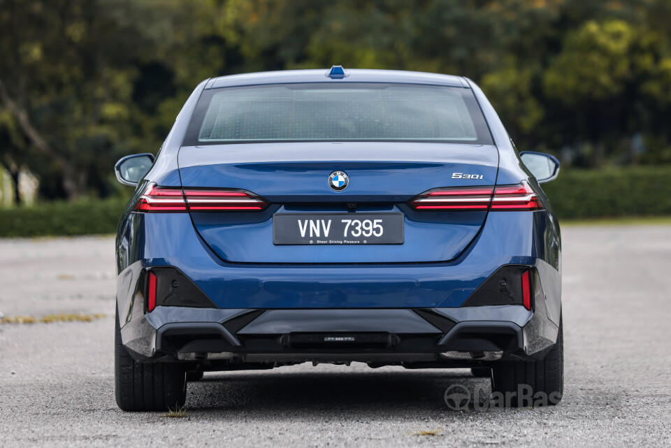 BMW 5 Series G60 (2024) Exterior