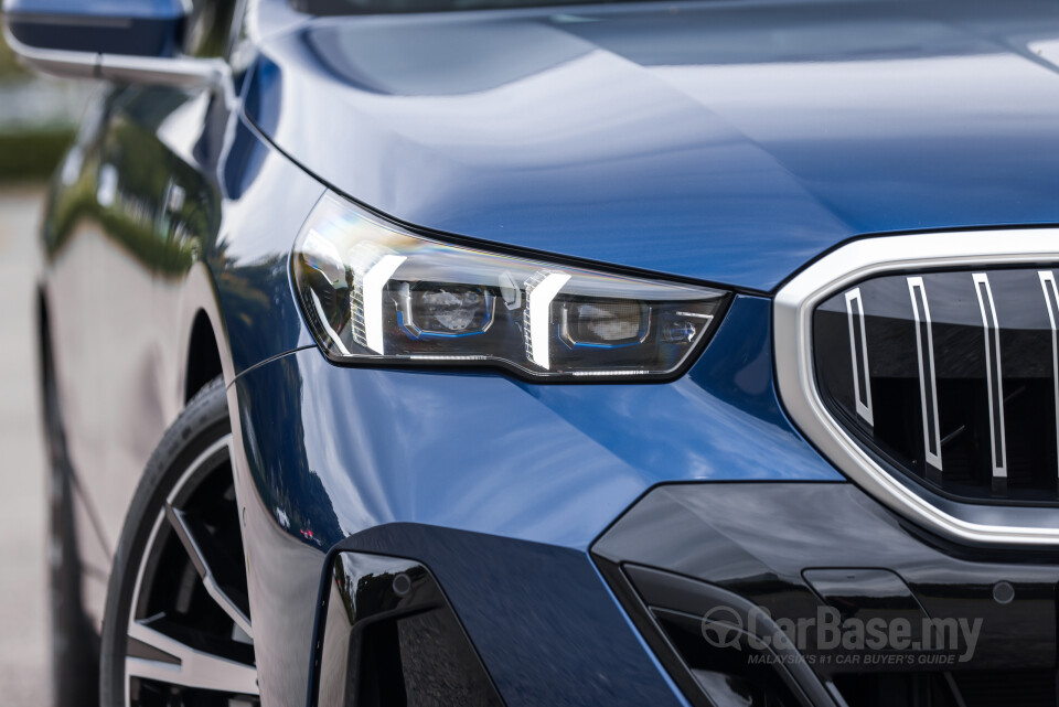 BMW 5 Series G60 (2024) Exterior