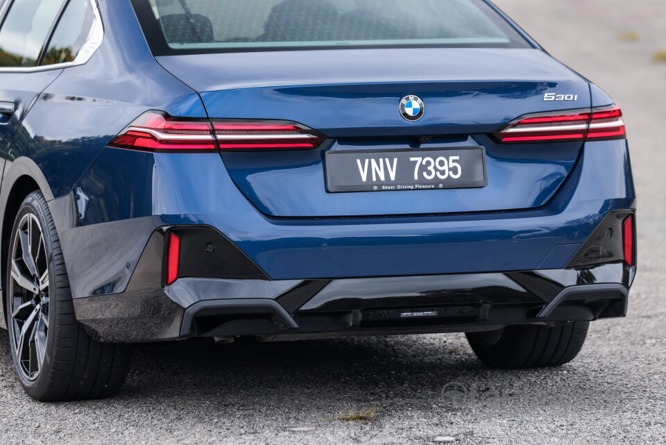 BMW 5 Series G60 (2024) Exterior