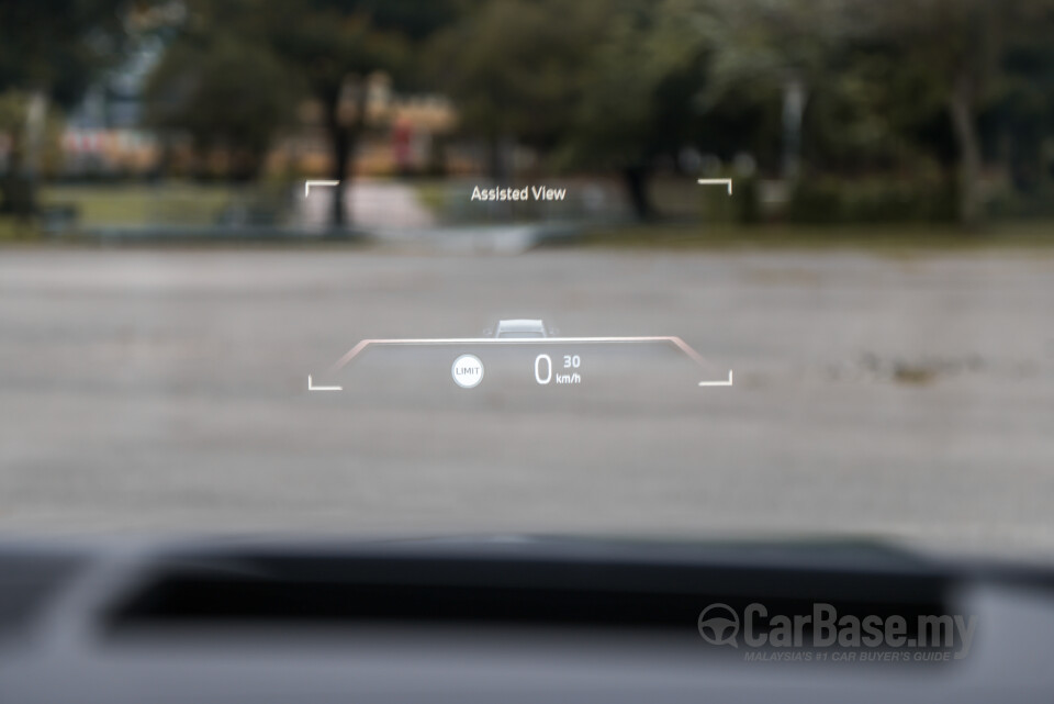 BMW 5 Series G60 (2024) Interior