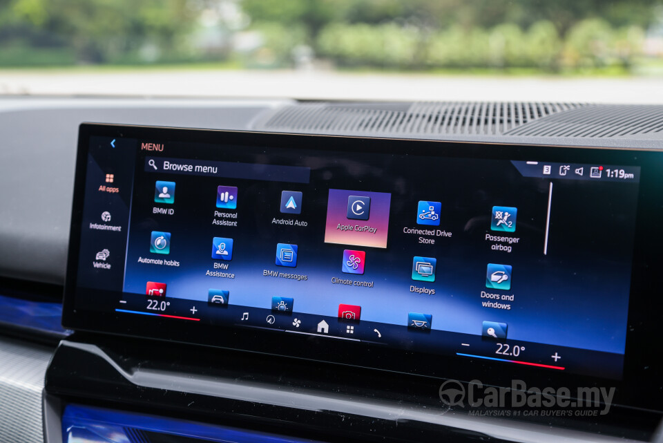 BMW 5 Series G60 (2024) Interior