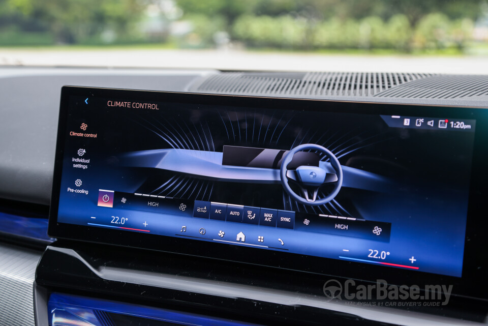 BMW 5 Series G60 (2024) Interior