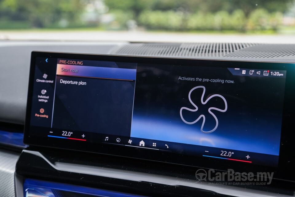 BMW 5 Series G60 (2024) Interior