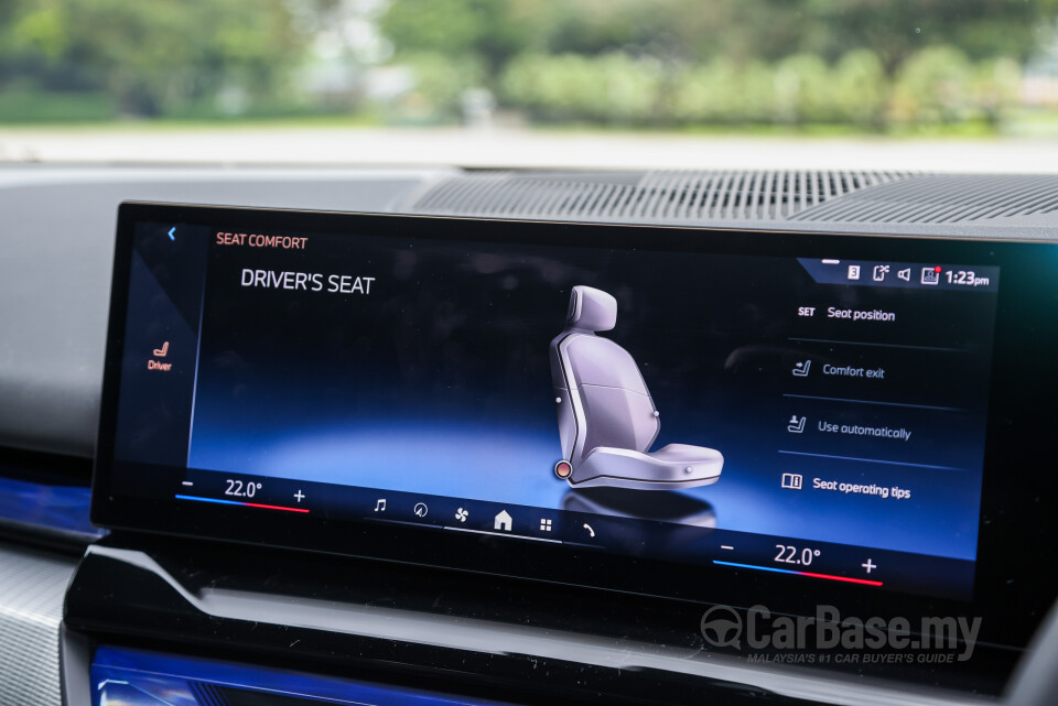 BMW 5 Series G60 (2024) Interior