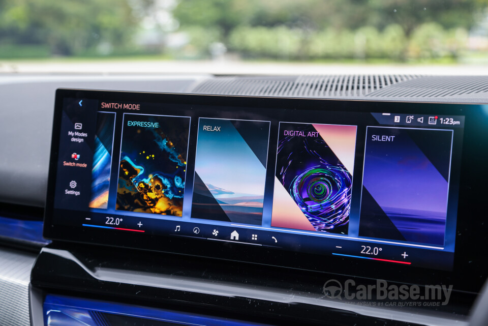BMW 5 Series G60 (2024) Interior