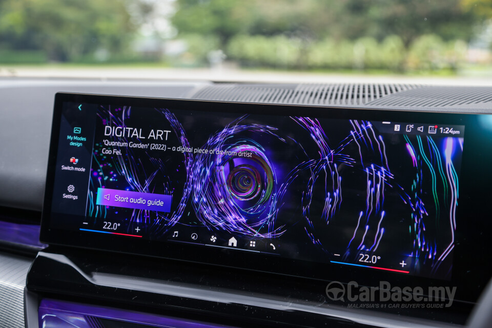 BMW 5 Series G60 (2024) Interior