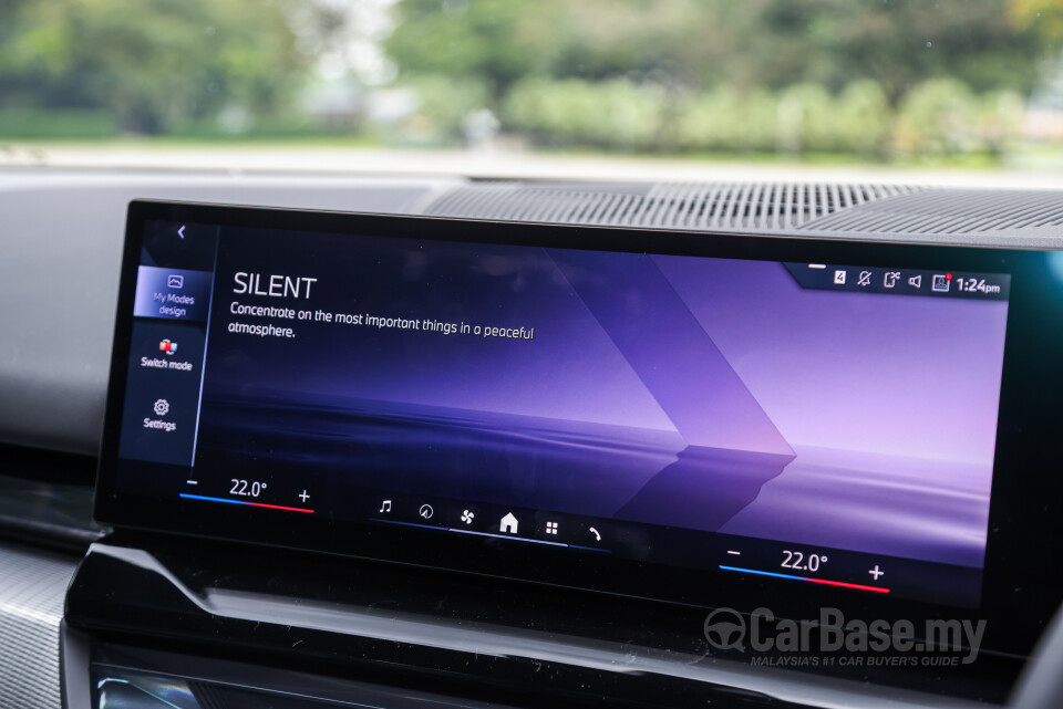 BMW 5 Series G60 (2024) Interior