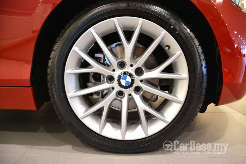 BMW 1 Series F20 (2013) Exterior
