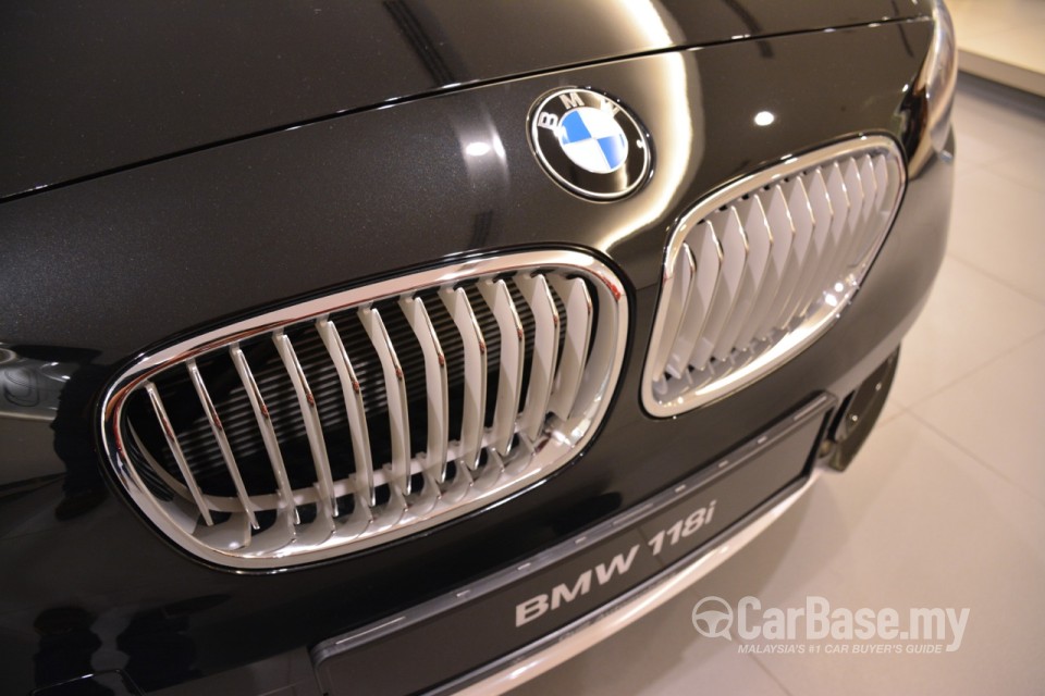 BMW 1 Series F20 (2013) Exterior