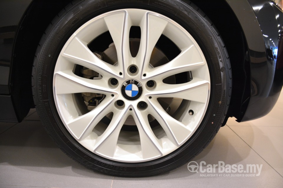 BMW 1 Series F20 (2013) Exterior