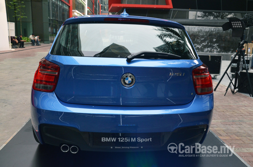 BMW 1 Series F20 (2013) Exterior