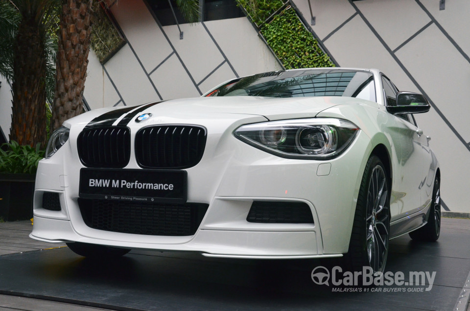 BMW 1 Series F20 (2013) Exterior