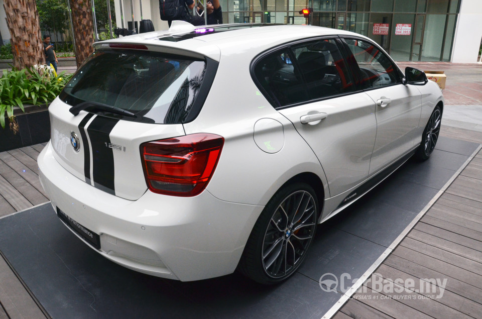 BMW 1 Series F20 (2013) Exterior