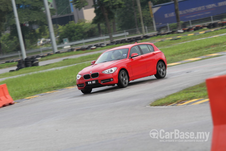 BMW 1 Series F20 (2013) Exterior