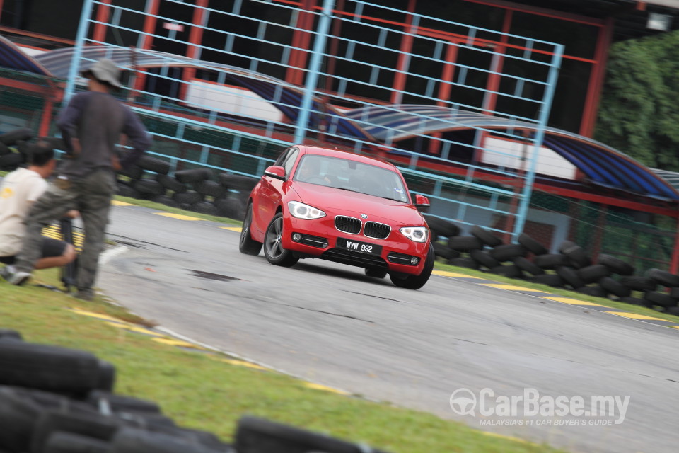 BMW 1 Series F20 (2013) Exterior