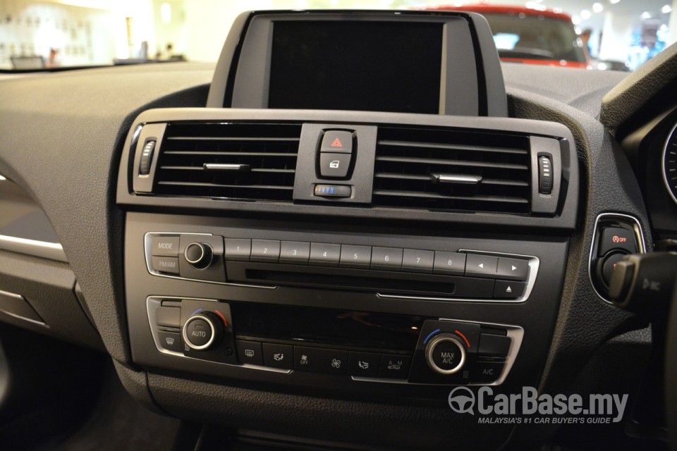 BMW 1 Series F20 (2013) Interior