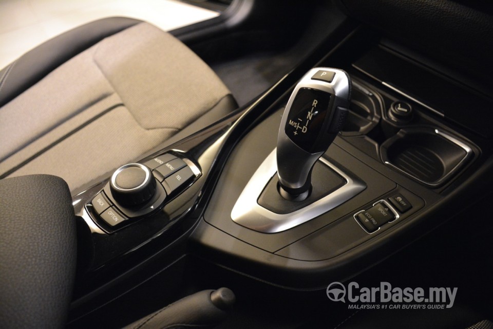 BMW 1 Series F20 (2013) Interior
