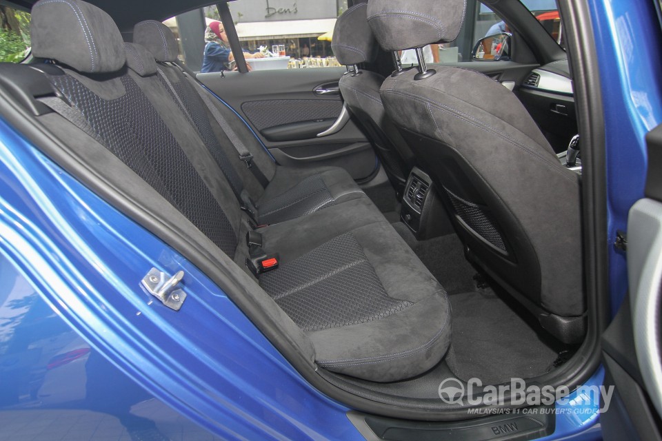 BMW 1 Series F20 LCI (2015) Interior