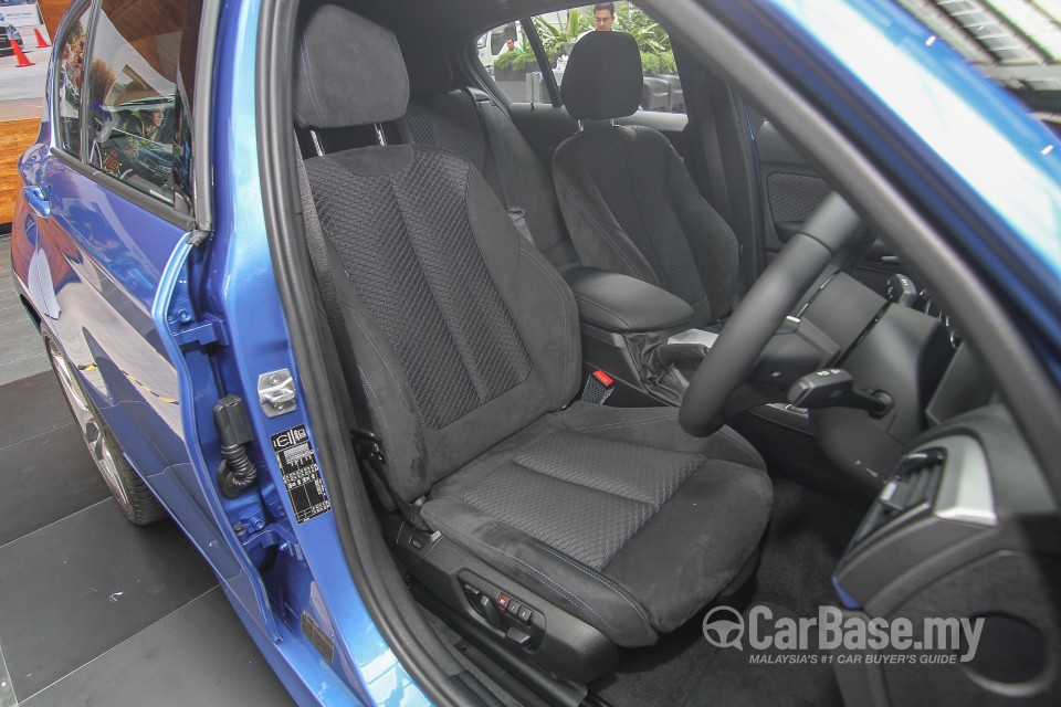 BMW 1 Series F20 LCI (2015) Interior