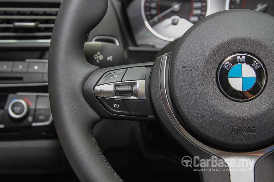 BMW 1 Series F20 LCI (2015) Interior
