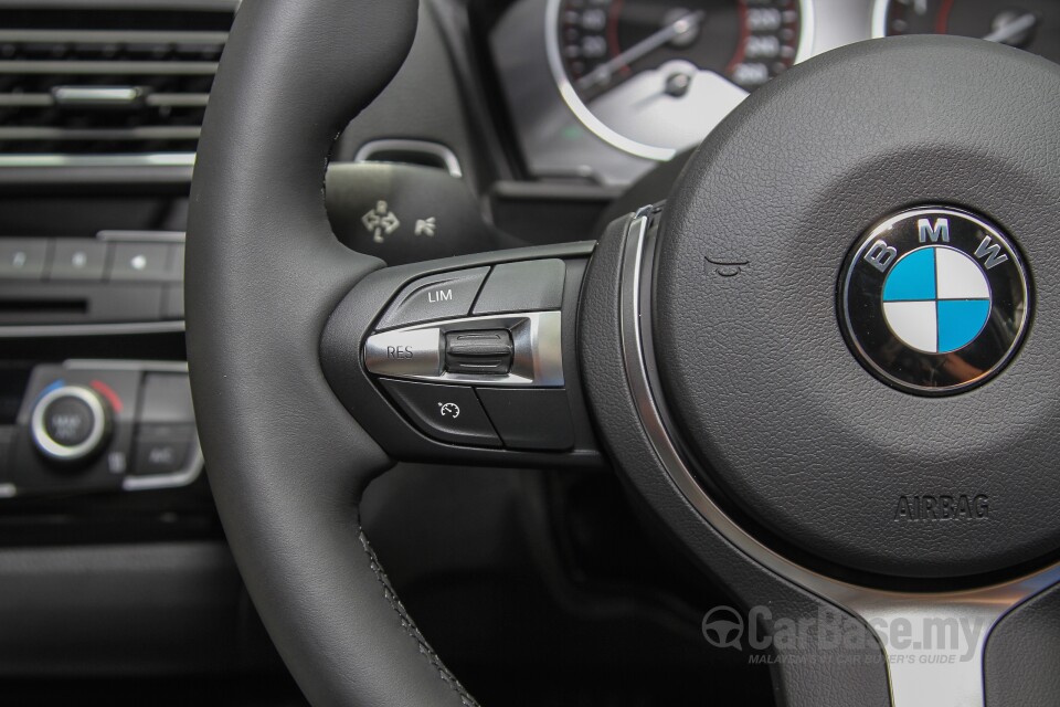 Chevrolet Cruze J300 (2012) Interior