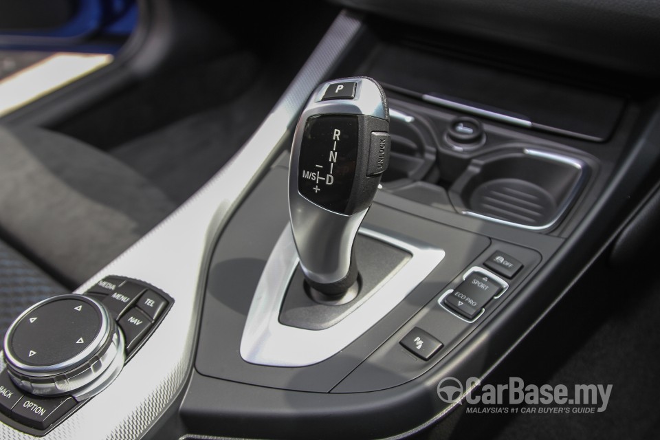 BMW 1 Series F20 LCI (2015) Interior