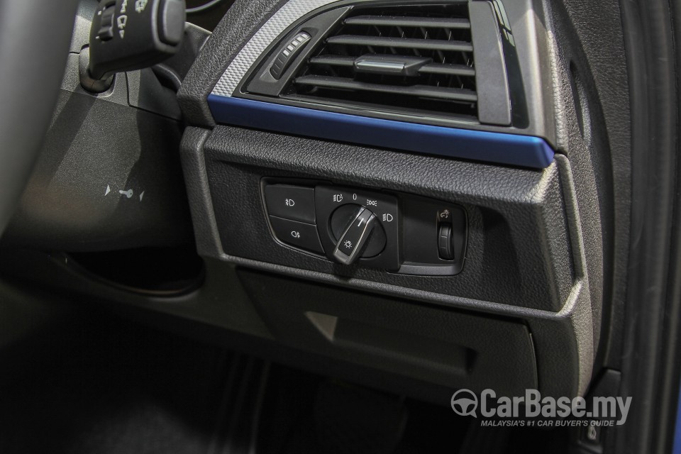 BMW 1 Series F20 LCI (2015) Interior