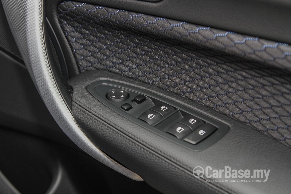 BMW 1 Series F20 LCI (2015) Interior